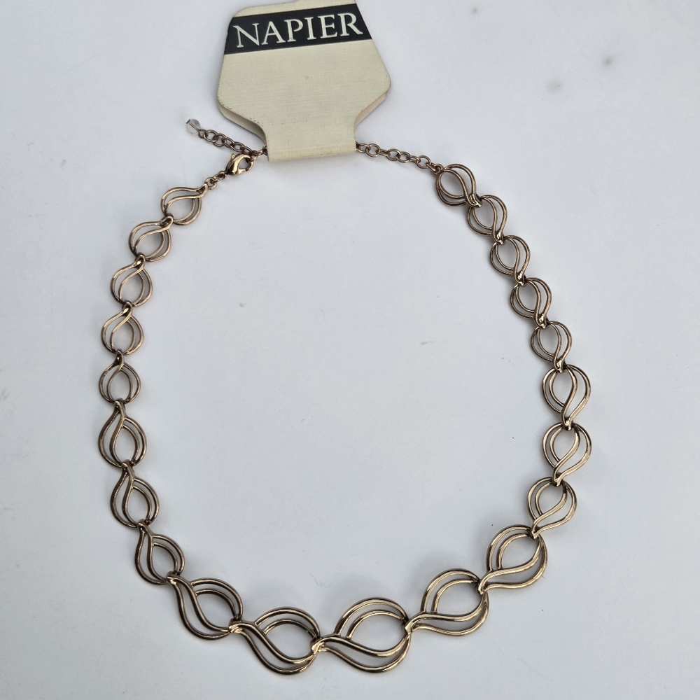 Napier NWT Gold Tone Open Link Statement Necklace Vintage Y2K